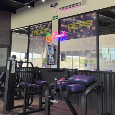 Máquinas de fuerza 1MR Fitness